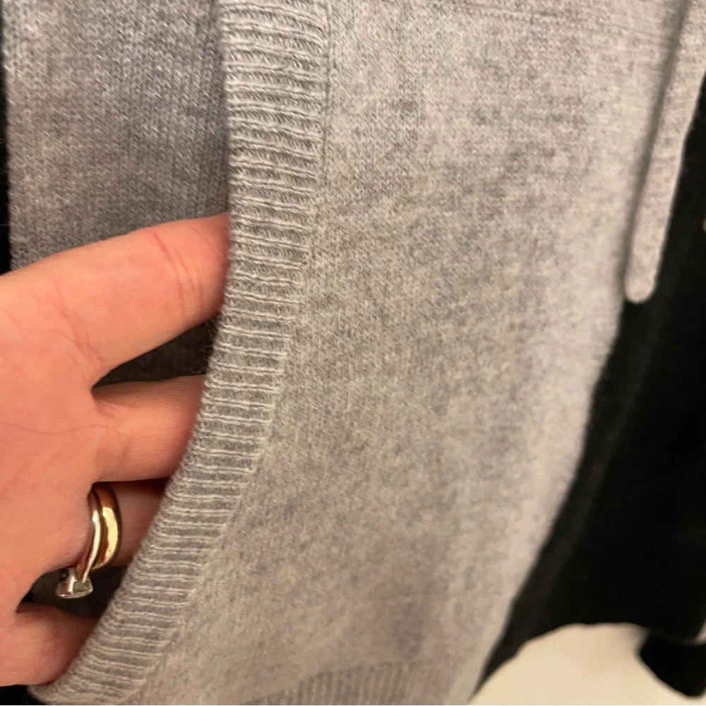 RARE Vintage Y2K Juicy Couture Gray & Black Cashmere Hoodie Zip Up, XL, FLAW - Picture 4 of 12